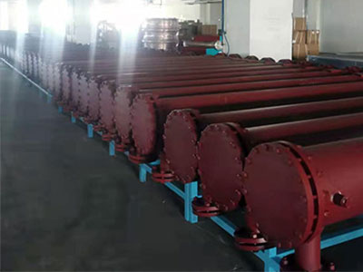 精密造就大成，標準提升交期，開創(chuàng)制冷新時代-換熱器現(xiàn)貨供應