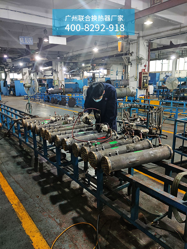 聯合換熱器受到廠家青睞,2月生產忙 聯合換熱器受到廠家青睞,2月生產忙